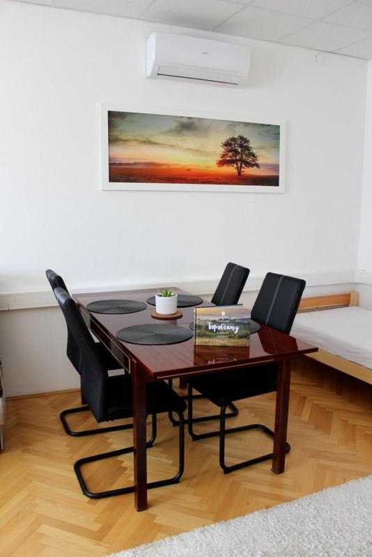 Apartmanovy Dom Stummerova Topoľčany Esterno foto
