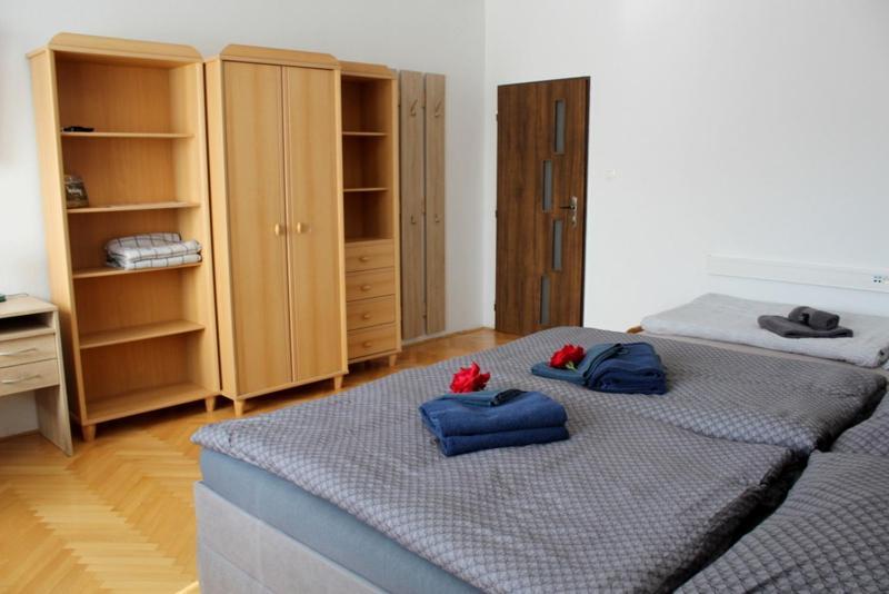 Apartmanovy Dom Stummerova Topoľčany Esterno foto